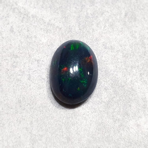 Czarny Opal Etiopski 11x8 mm nr 312