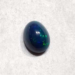 Czarny Opal Etiopski 11x8 mm nr 321