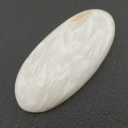 Skolecyt biały kaboszon 4,8x2,2 cm nr 18