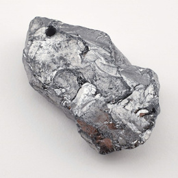 Kwarc tytanowy bryłka z dziurką 50x27 mm nr 67