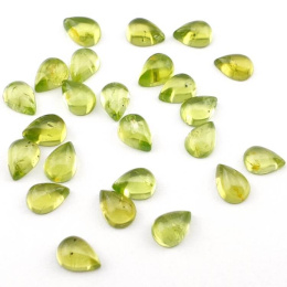 Perydot oliwin kaboszon łezka 7x5 mm 1 szt