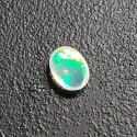 Opal z Etiopii kaboszon 8x6 mm nr 381