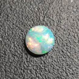 Opal z Etiopii kaboszon fi 8 mm nr 406