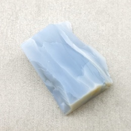 Opal niebieski cięty surowy 24x19 mm nr 49