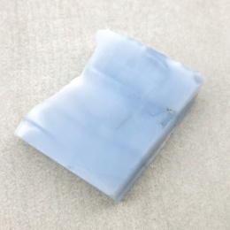 Opal niebieski cięty surowy 24x20 mm nr 37