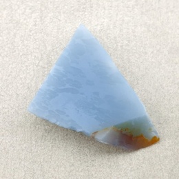 Opal niebieski cięty surowy 24x22 mm nr 36