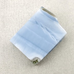 Opal niebieski cięty surowy 25x19 mm nr 67