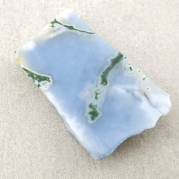Opal niebieski cięty surowy 33x20 mm nr 45