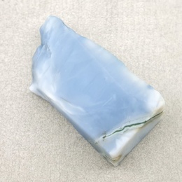 Opal niebieski cięty surowy 35x18 mm nr 12