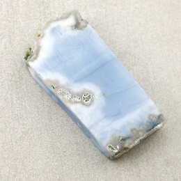 Opal niebieski cięty surowy 38x18 mm nr 6