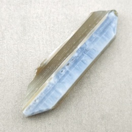 Opal niebieski cięty surowy 44x13 mm nr 95