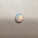 Opal z Etiopii kaboszon fi 4 mm nr 534