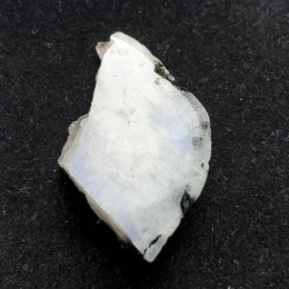 Kamień księżycowy kawałek polerowany 22x21 mm nr 28