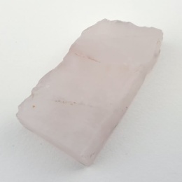Kwarc różowy cięty surowy 29x14 mm nr 87