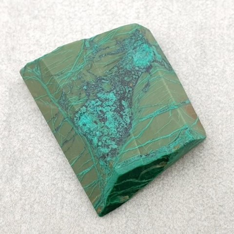 Chryzokola cięta surowa 24x19 mm nr 45