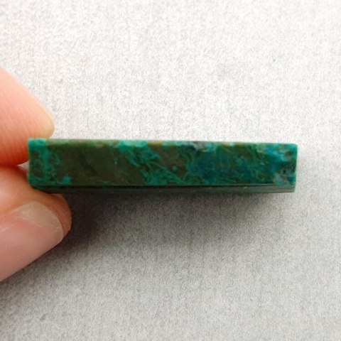 Chryzokola cięta surowa 25x16 mm nr 79