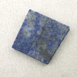 Lapis lazuli cięty surowy 18x17 mm nr 13