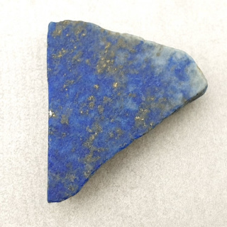 Lapis lazuli cięty surowy 28x26 mm nr 56