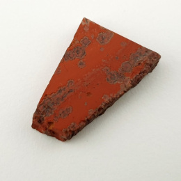 Jaspis czerwony cięty surowy 24x17 mm nr 11