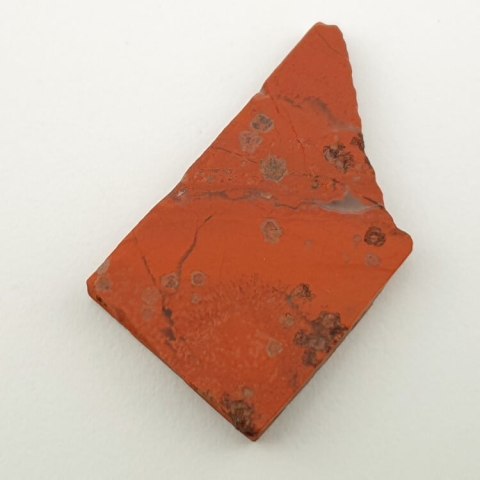 Jaspis czerwony cięty surowy 34x21 mm nr 49