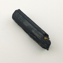 Czarny turmalin surowy 25x7 mm nr 299