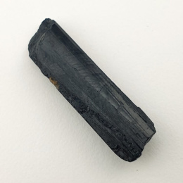 Czarny turmalin surowy 31x8 mm nr 376