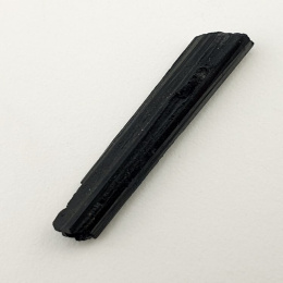 Czarny turmalin surowy 35x7 mm nr 448