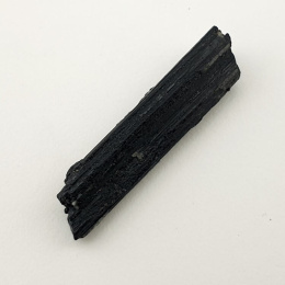 Czarny turmalin surowy 36x8 mm nr 436