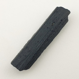 Czarny turmalin surowy 41x10 mm nr 508