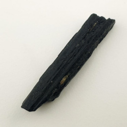 Czarny turmalin surowy 41x9 mm nr 332