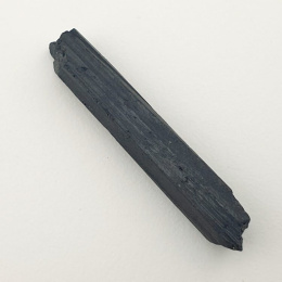 Czarny turmalin surowy 42x7 mm nr 339