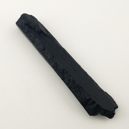 Czarny turmalin surowy 70x14 mm nr 360