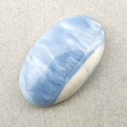 Opal niebieski kaboszon 28x17 mm nr 257