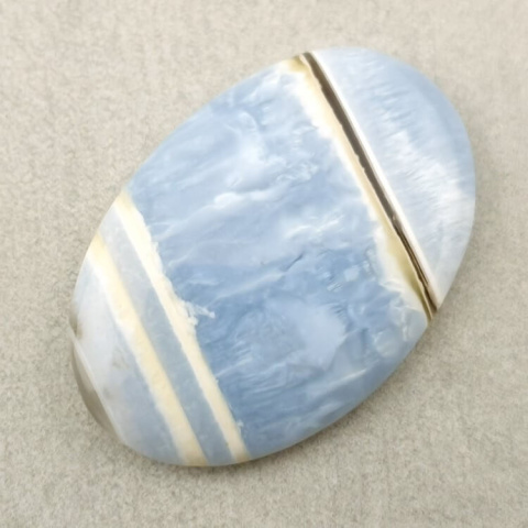 Opal niebieski kaboszon 33x22 mm nr 263