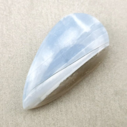 Opal niebieski kaboszon 34x18 mm nr 252