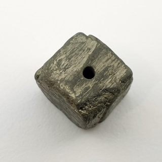 Piryt bryłka z dziurką 13x12 mm nr 47