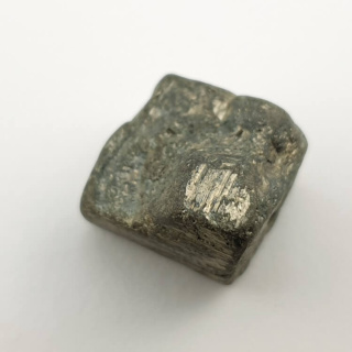 Piryt bryłka z dziurką 16x15 mm nr 50