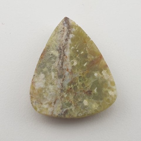 Opal zwyczajny kaboszon 33x26 mm nr 17