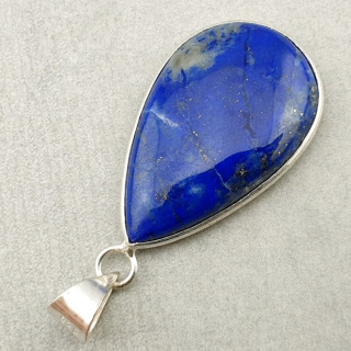 Lapis lazuli zawieszka 36x22 mm nr 95