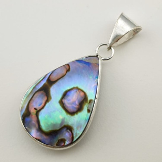 Paua abalone zawieszka 29x20 mm nr 219