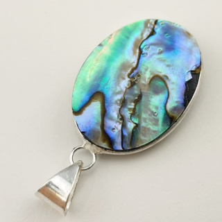 Paua abalone zawieszka 31x23 mm nr 134