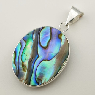 Paua abalone zawieszka 31x25 mm nr 157