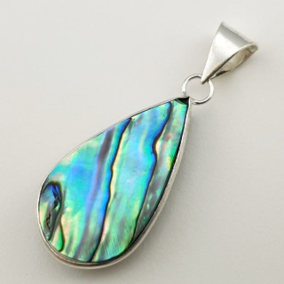 Paua abalone zawieszka 32x18 mm nr 203