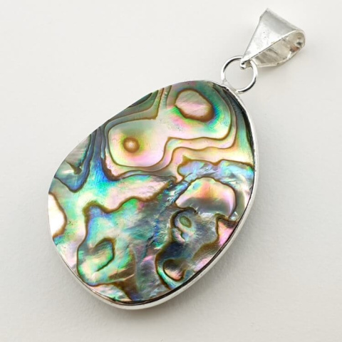 Paua abalone zawieszka 32x24 mm nr 122