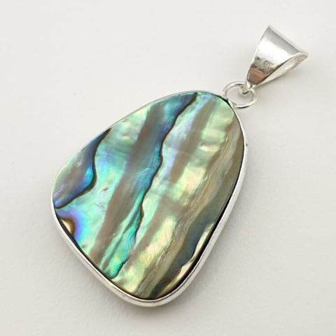 Paua abalone zawieszka 33x24 mm nr 163