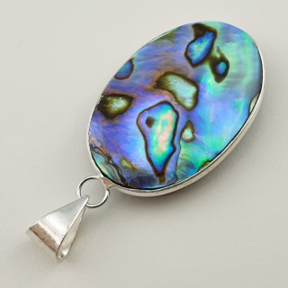 Paua abalone zawieszka 34x24 mm nr 125