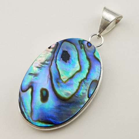 Paua abalone zawieszka 34x24 mm nr 136