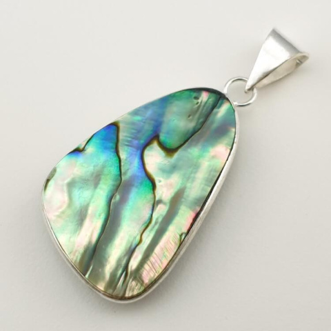 Paua abalone zawieszka 36x23 mm nr 155