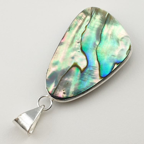 Paua abalone zawieszka 36x23 mm nr 155