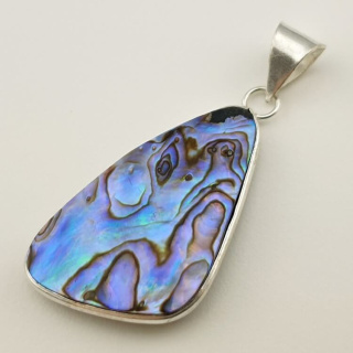 Paua abalone zawieszka 37x22 mm nr 209